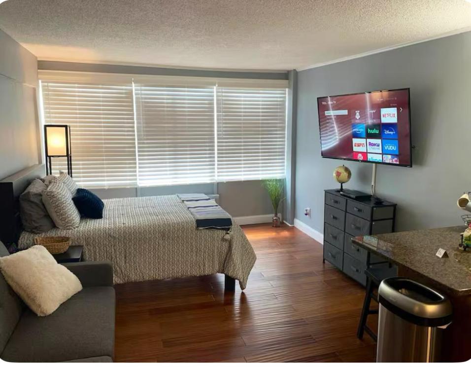 Condo Close To Stadium And Free Parking ノックスビル エクステリア 写真