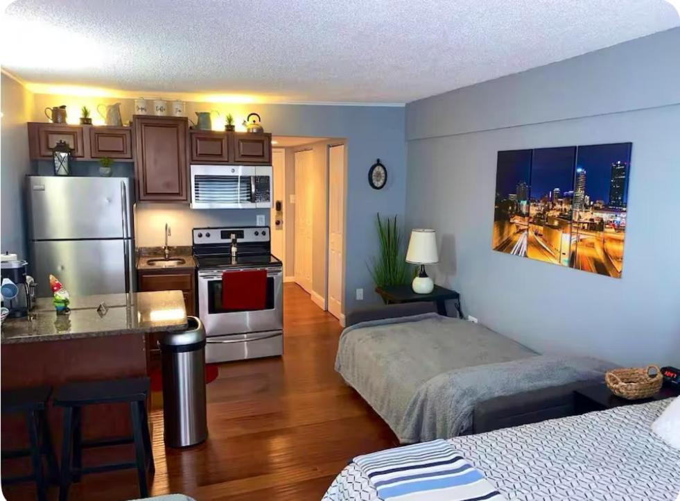 Condo Close To Stadium And Free Parking ノックスビル エクステリア 写真